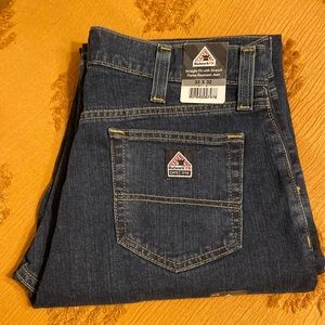 Brand New Bulwark FR Jeans 33x32 Straight Fit with Stretch